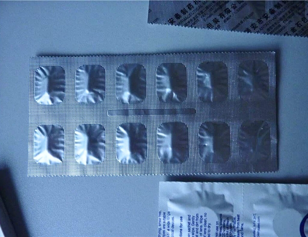 Thành phẩm đóng gói của máy ép vỉ xé VNP-440