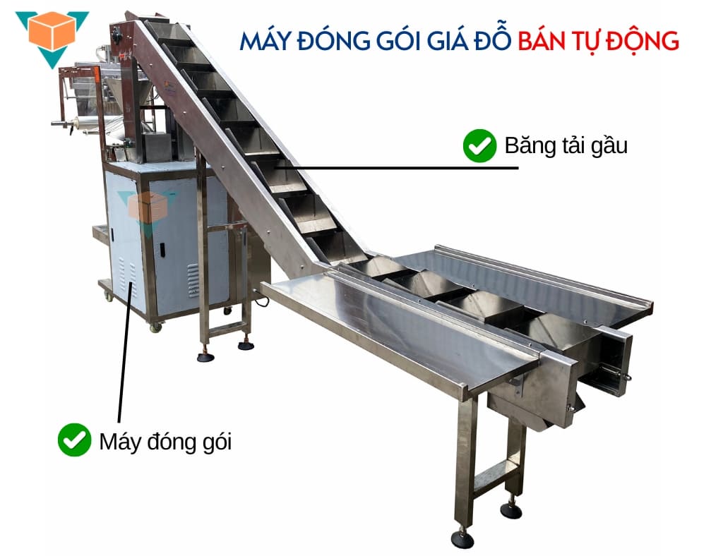 Máy đóng gói giá đỗ bán tự động bao gồm băng tải gầu xích và máy chủ đóng gói tự động